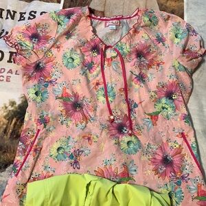 Fairies and flowers scrub set